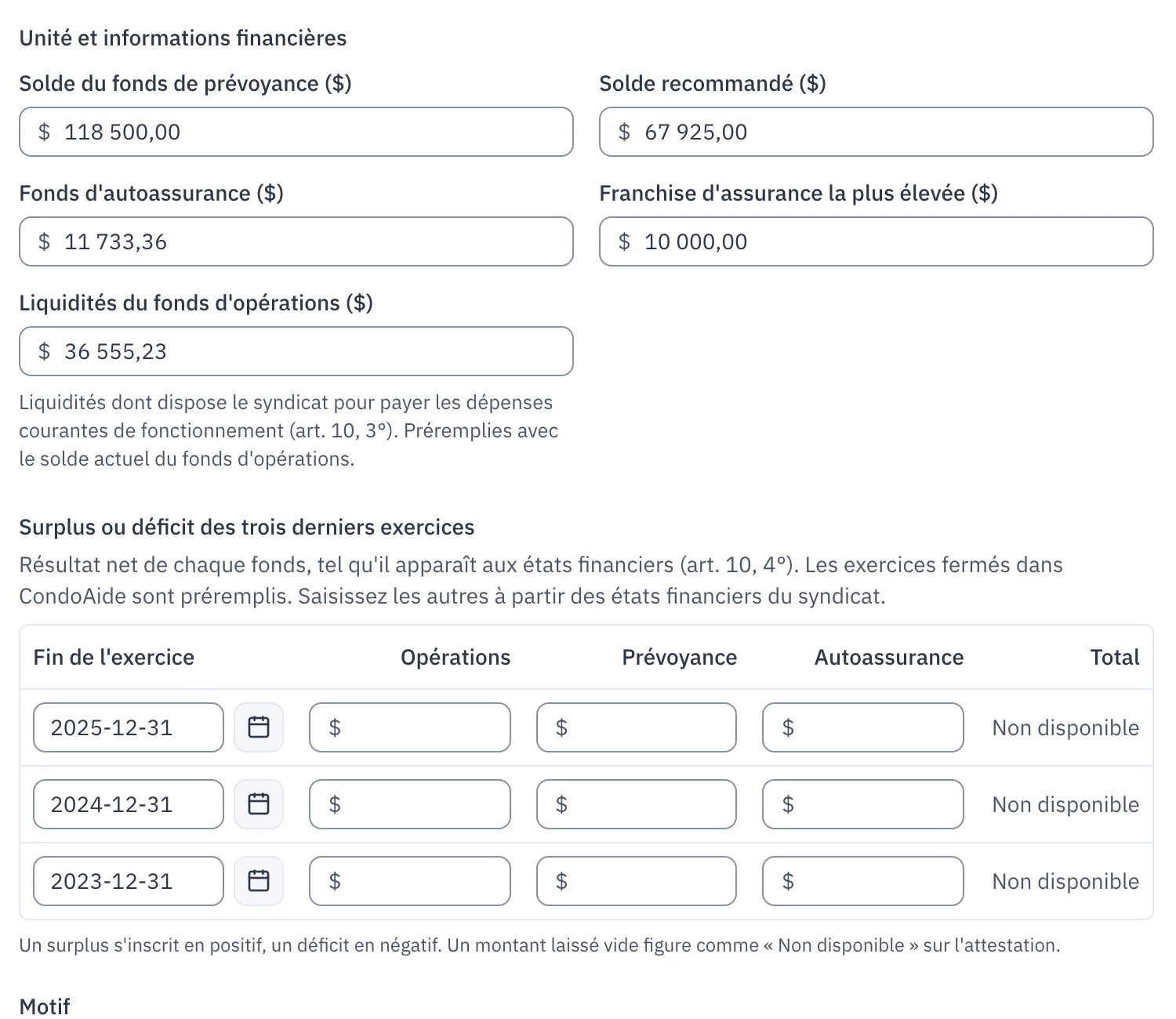 Le tableau « Surplus ou déficit des trois derniers exercices » de l'assistant d'attestation, avec une colonne par fonds et le total